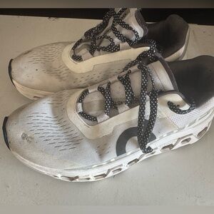 On Cloud Running Shoes Cloudmonster